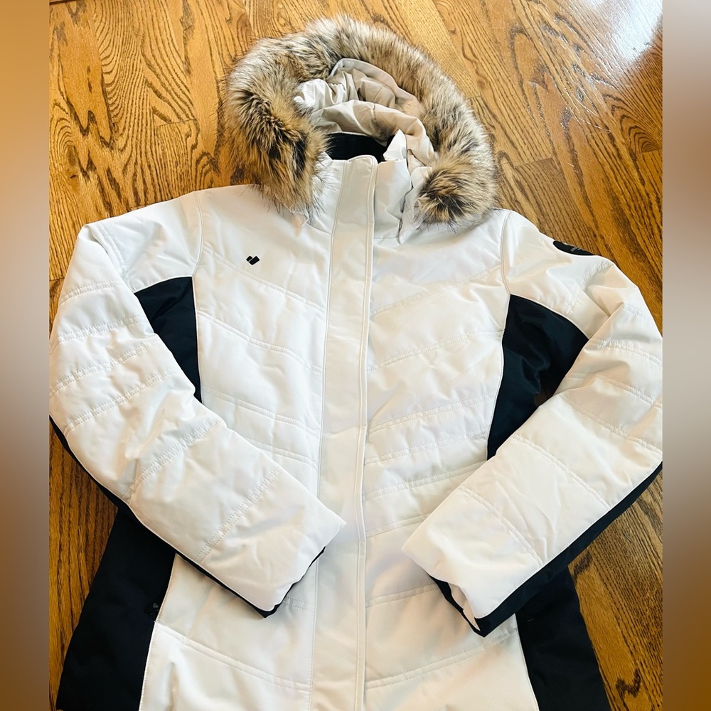 Obermeyer size 8 women’s ski jacket